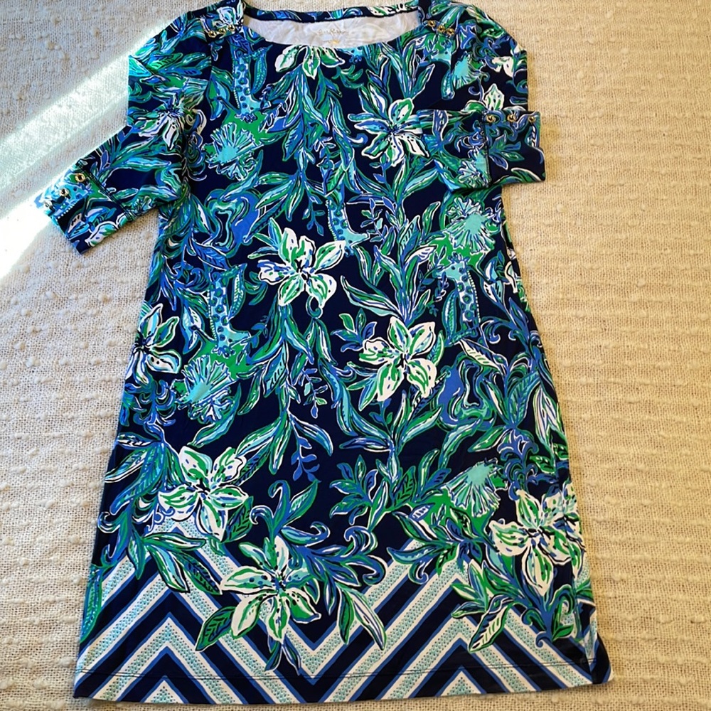 Lilly Pulitzer Boatneck pullover NWOT size Large.